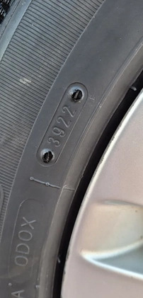 BMW Seria 5 cena 31000 przebieg: 339000, rok produkcji 2008 z Bełchatów małe 562